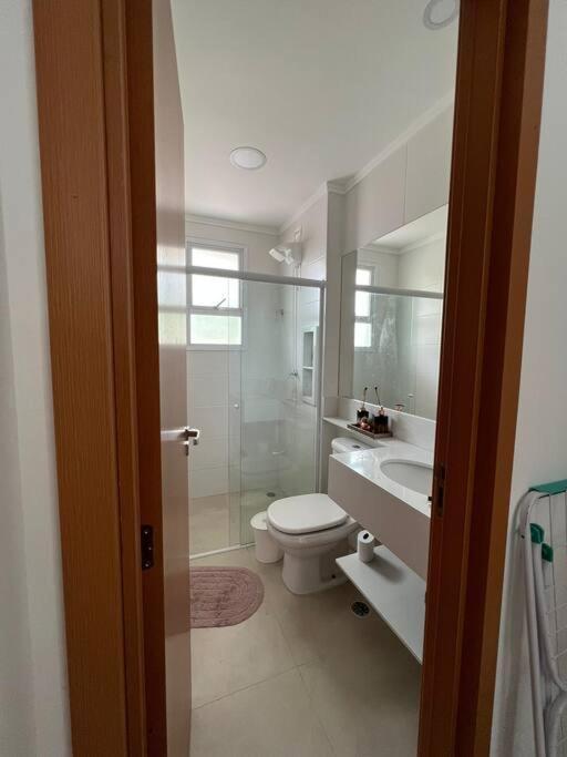 Apartment Em *