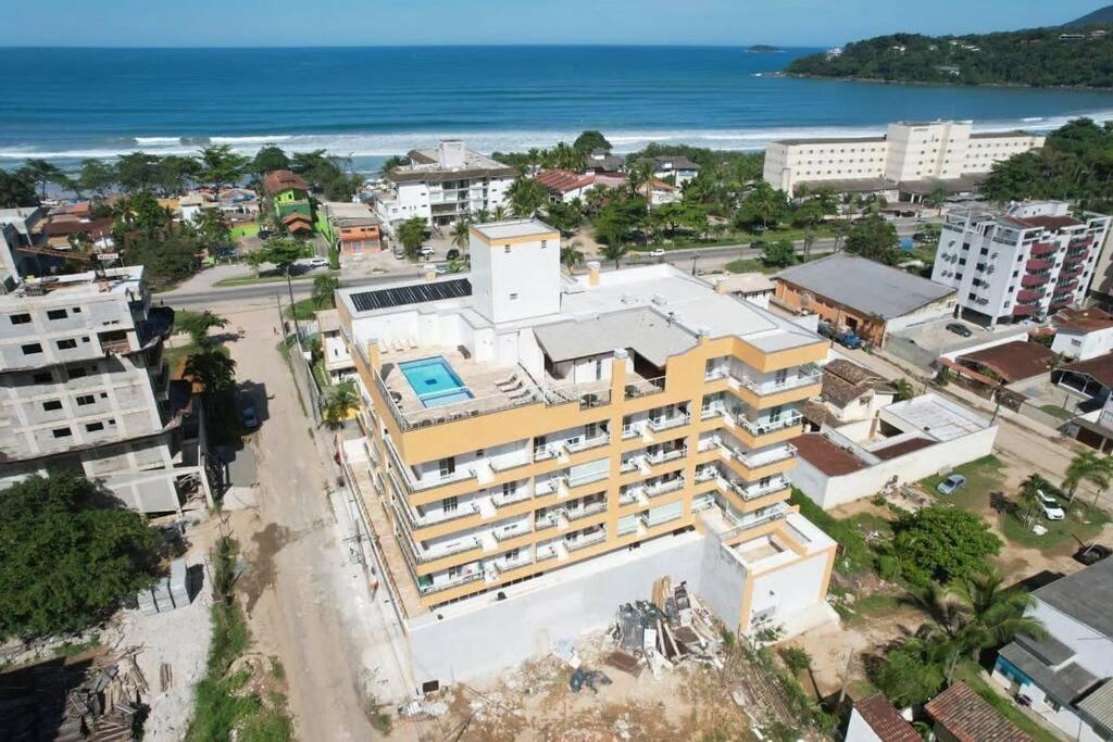 Apartment Em